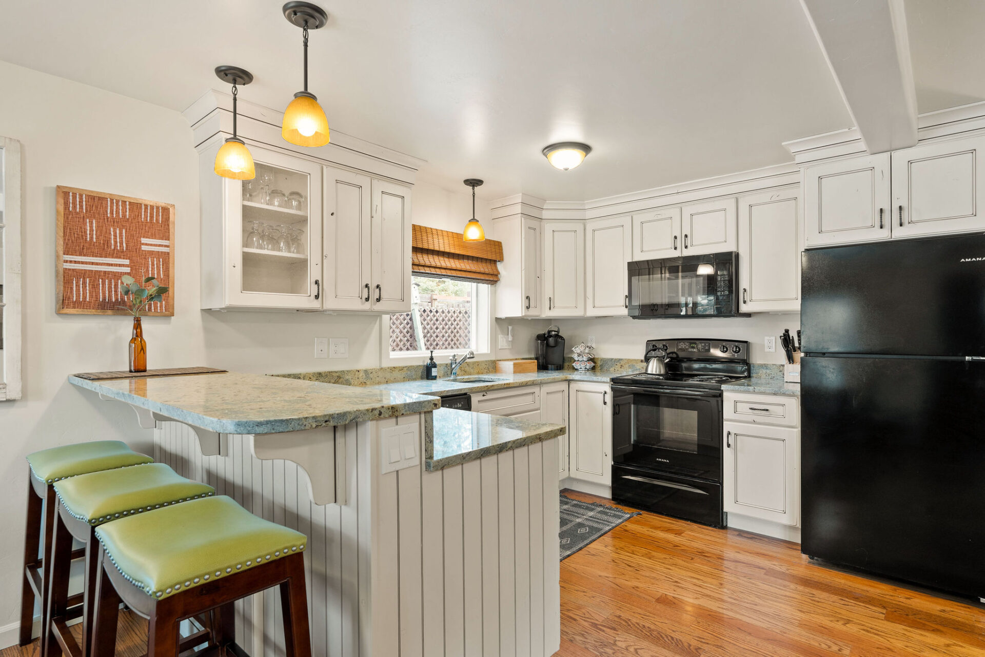 AMS_BridgeStreetCottages_2024_Cottage_13_4-1920x1281