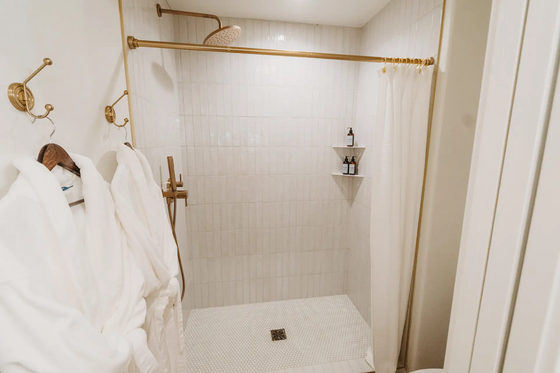 15. Shower