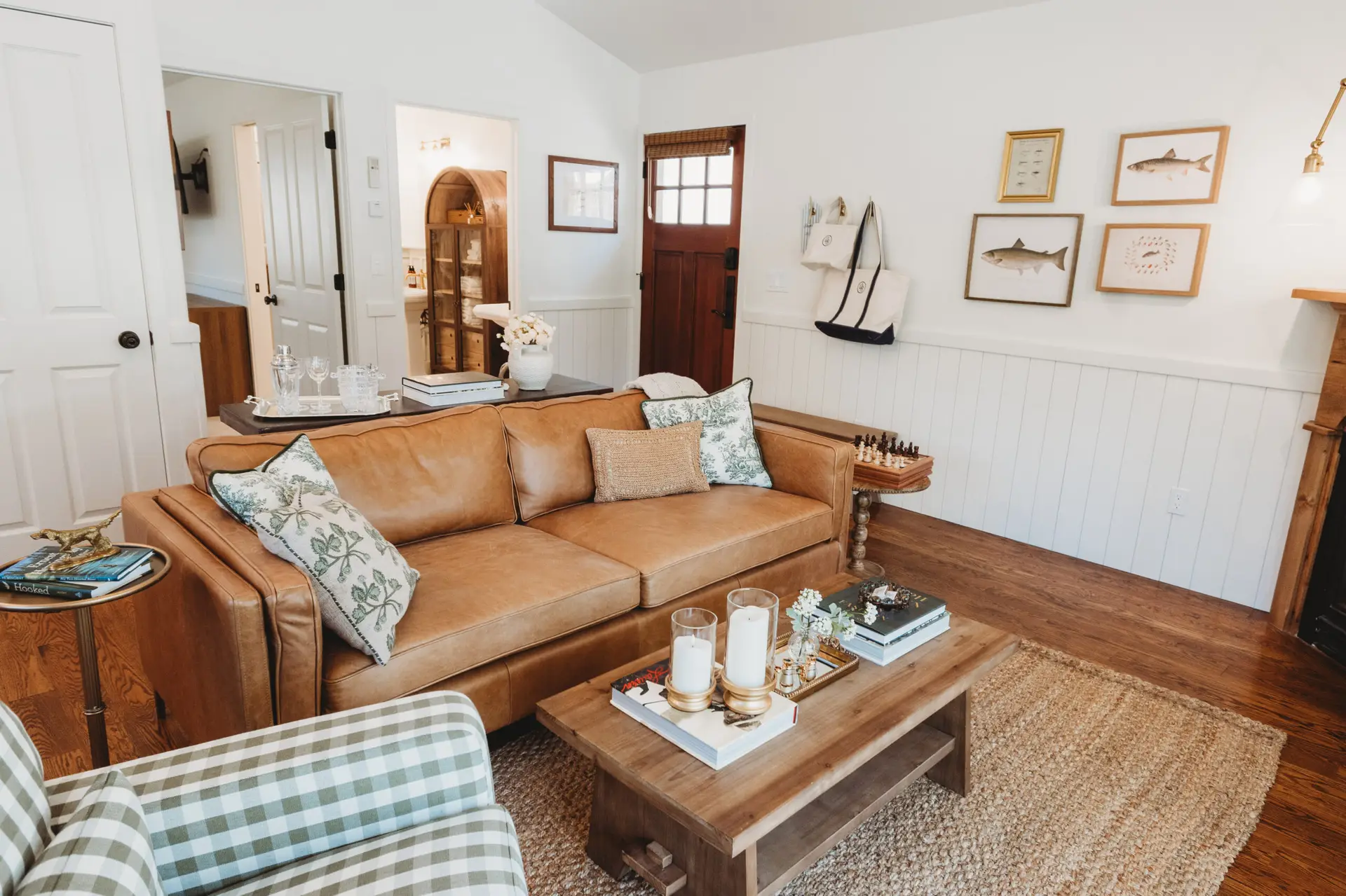 2. Living Area
